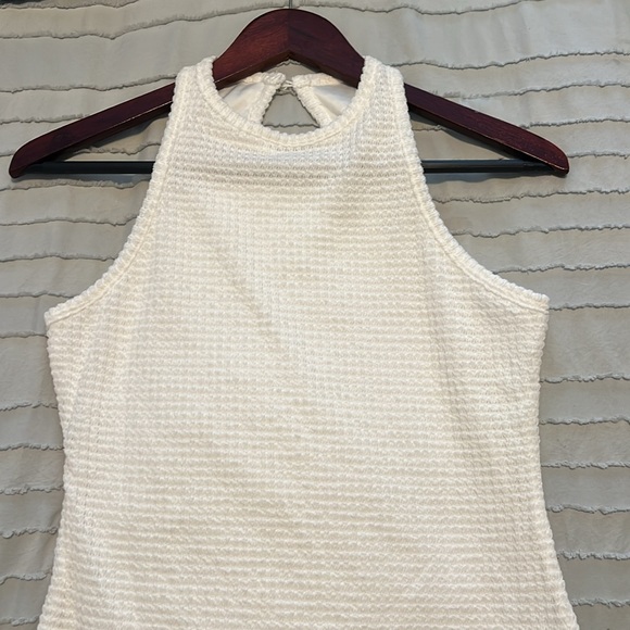 SIZE MEDIUM WHITE KNIT SHEIN DRESS. selling for $5. - Picture 3 of 3